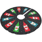 クリスマス格言オンブラック ブラッシュドポリエステルツリースカート (アングル)