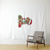 クリスマス照明サンタハットマウンテンクールドッグクリスマス タペストリー (インサイチュ(横))
