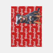 クリスマス犬と赤のビューセロン フリースブランケット (正面)
