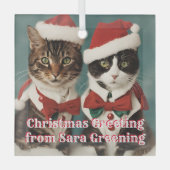 クリスマス猫ガパーソナライズされたスかわいい子猫たち ガラスオーナメント (正面)