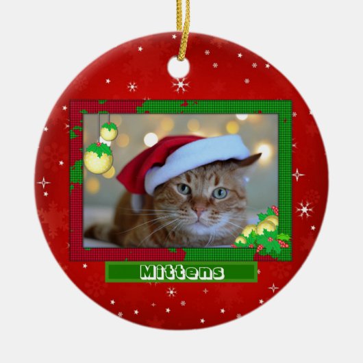 クリスマス猫ペット写真名レッド セラミックオーナメント (正面)