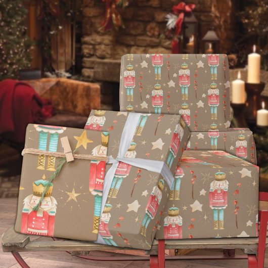 クリスマス素朴のくるみクラッカーをいかだす ラッピングペーパー