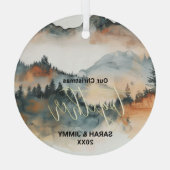 クリスマス素朴マウンテンアドベンチャーアウトドアカップル ガラスオーナメント (裏面)