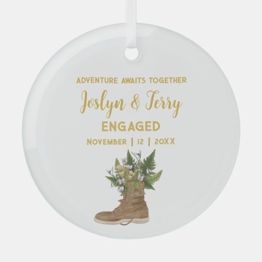 クリスマス素朴金ゴールドブーツフローラカップル婚約した ガラスオーナメント (正面)
