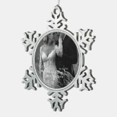 クリスマス結婚したのクメリーラス&ガラスオーナメント スノーフレークピューターオーナメント (右)