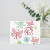 クリスマス編み物針状蝶の糸のスノーフレーク シーズンポストカード (スタンド正面)