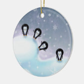 クリスマス装飾を有するおもしろいペンギン セラミックオーナメント (左)