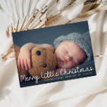 クリスマス賛美の誕生発表カード 案内状<br><div class="desc">美しいベビー写真と白生まれたばかりのいスクリプトデザイン、このカードの画像と文字詳細がパーソナライズされたできる。</div>