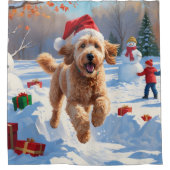 クリスマス走ハットで雪の中のゴールデンドールの帽子 シャワーカーテン (正面)