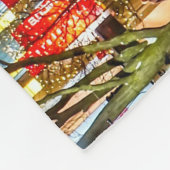 クリスマス通り教会と雪 フリースブランケット (角)