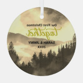 クリスマス金ゴールドマウンテンアドベンチャーアウトドアカップル ガラスオーナメント (裏面)