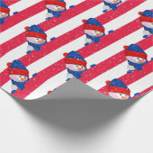 クリスマス雪だるまオンストライプクリスマスと雪片 ラッピングペーパー (角)