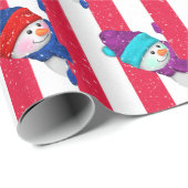 クリスマス雪だるまオンストライプクリスマスと雪片 ラッピングペーパー (ロールコーナー)