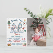 クリスマス雪だるまスウィートワン誕生日の写真 招待状 (スタンド正面)