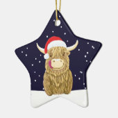 クリスマス雪のスコットランドの高地の牛 セラミックオーナメント (左)