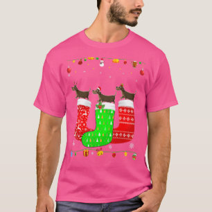 クリスマス靴下でおそろいのミニチュアダックスフンド3匹 Xm Tシャツ
