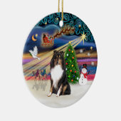 クリスマス魔法- Shetland Sheepdog (tri) セラミックオーナメント (右)