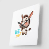 クリスマス2024の愛らしいロバ – 完璧な贈り物 スクエア壁時計 (傾斜)