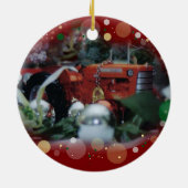クリスマス4のためのおもちゃのトラクター セラミックオーナメント (裏面)