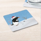 クリスマス、ゴルフを遊んでいるペンギン スクエアペーパーコースター (アングル)