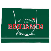 クリスマス サンタ ハット 名前 タイポグラフィー 緑 赤 ラージペーパーバッグ (裏面)