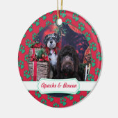 クリスマス-シュナウツァーアパッシュ- Bowen LabraDoodle セラミックオーナメント (左)