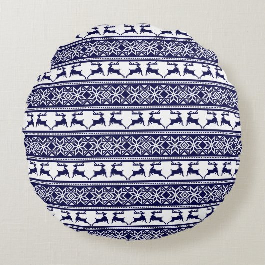クリスマス、スカンジナビアフォークブルー&ホワイト ラウンドクッション (正面)