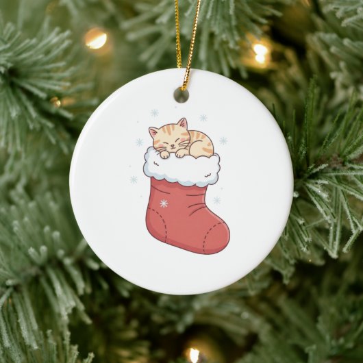 クリスマス・ストッキングの中で眠る愛らしい子猫 セラミックオーナメント (ツリー)