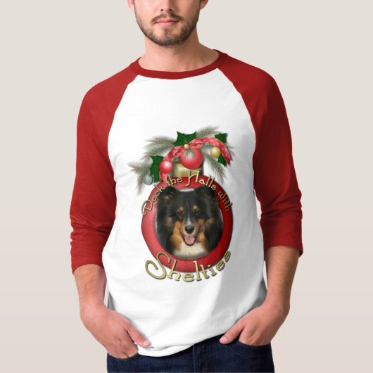 クリスマス-デッキホール-シェットランド・シープドッグ- Chani Tシャツ (正面)