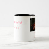 クリスマス、メリークリスマス、それはhのクリスマス…です ツートーンマグカップ (中央)