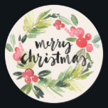 クリスマス |水彩 – Merry Christmasリース ラウンドシール<br><div class="desc">雪がモダン降り注ぐリース。このデザインは伝統的シーズンの挨拶を与え少し余分に取る。スリックタイポグラフィ包まれた、ホリー。このデザインは家族と友人を同じように驚かせるだろう。「聖降誕祭お目出度う」と云う言葉を愛する者は皆無い。彼らシンプルはシーズン中ずっと感謝する2つの言葉を超えて！</div>