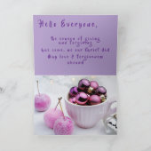 クリスマス、紫の玉とオーナメントの挨拶 カード (内部)