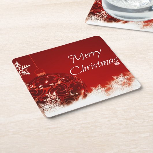 クリスマス – 赤いバウブルと白い雪 スクエアペーパーコースター (アングル)