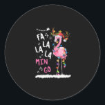 クリスマス – Fa-La-La Mingo Flamingo With Christmas ラウンドシール<br><div class="desc">クリスマス – Fa-La-La Mingo Flamingoクリスマスピンクのフラミンゴアパレルとフラミンゴ愛好家のためのアパレル。フラミンゴクールギフト。フラミクールンゴの夏の動機ビーチで休日のために。動物園のフラミンゴを訪れるフラミンゴの恋人とフラミンゴは彼の動物お気に入りのである。 – この驚くべきピンクのフラミンゴはおもしろい、フラミンゴの恋人や女の子、あるいはこの動物を愛する男の子に最適な贈り物のアイディアかわいらしであエレガントる。フラミンゴは与え群れはしない。</div>