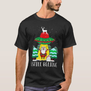 クリスマスIはまだサ信じンタクラウスUFO 男性へ Tシャツ