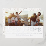 クリスマ数々のス写真モダンシルバースクリプトシック 箔シーズンカード<br><div class="desc">銀はっきりしたモダンと白のスクリプトの文字数々の、写真クリスマスホリデーカード。スターバーストバックアデザイン。カラーで違う使用可能</div>