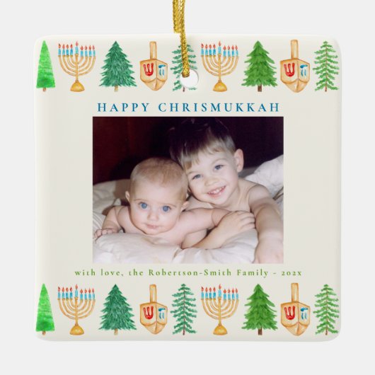 クリスムカパーソナライズされたー写真休日（年） セラミックオーナメント (正面)