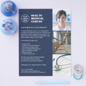 クリニックモダンドクターヘルスケアロゴネイビーブルー チラシ (シングル)
