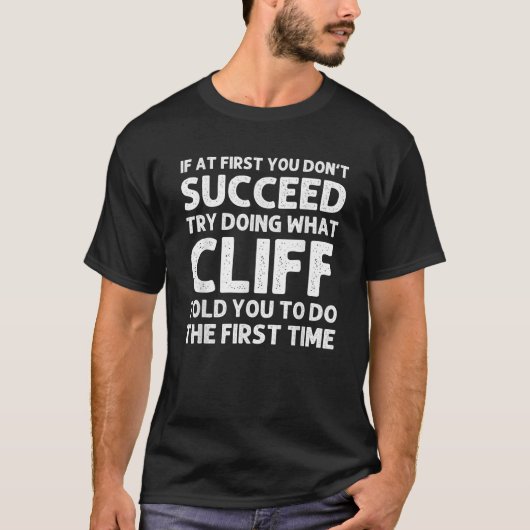 クリフギフト名パーソナライズされた誕生日おもしろいキリスト Tシャツ (正面)