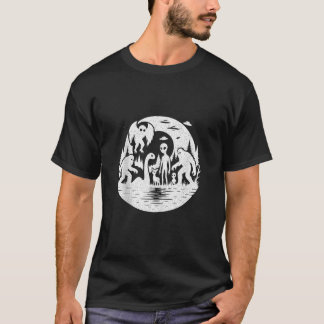 クリプティッド生物ビッグフートモットマンローチネスモンスト Tシャツ