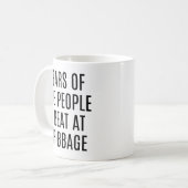 クリベッジで負かした人々の涙が面白い コーヒーマグカップ (正面左)