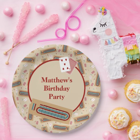 クリベッジゲームをテーマにしたパーソナライズされたパーティー ペーパープレート (パーティー)