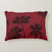 クリムゾンの背景の花の頭のシルエット アクセントクッション (正面)