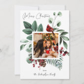 クリムゾンカーディナル & 松の木のメリークリスマス写真カード (正面)