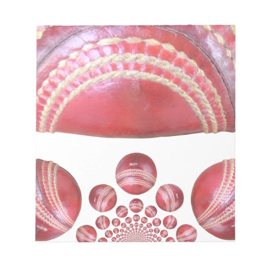 クリムゾンスピン – 美しい赤いクリケットボールアルティ ノートパッド (正面)