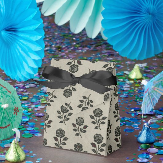 クリムゾンノクターン開花 ビクトリアン フェイバーボックス (パーティー)