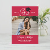 クリムゾンレッドタイポグラフィ写真卒業 セーブザデート (スタンド正面)