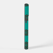 「クリムゾン・スクロはっきりしたール – エレガンス」 iPhone 15ケース (右側面)