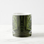 クリークの漫画に立っているビッグフット コーヒーマグカップ (中央)