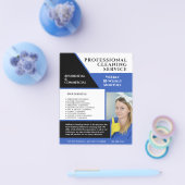 クリーニングサービスのビジネスモダンブルー チラシ (シングル)